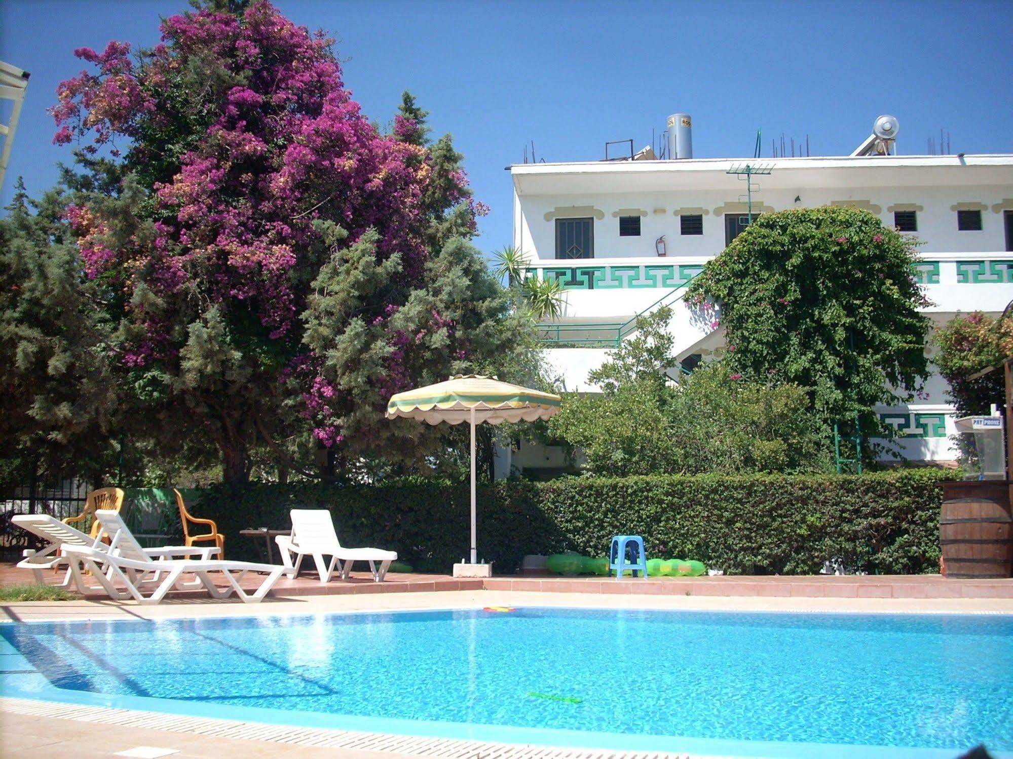 Melody Studios Faliraki Buitenkant foto